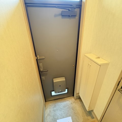 ハイツＴの玄関