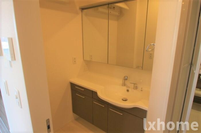 D'room 若園の洗面所|広い洗面スペース