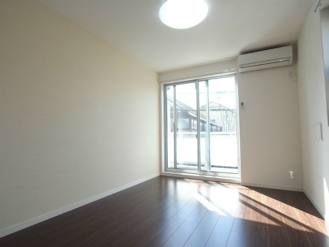 リブリ・永福の洋室