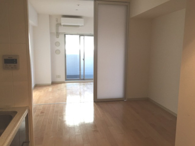 【居間・リビング】 | セノアタワー新大阪(旧:グランルクレ新大阪) | リビング