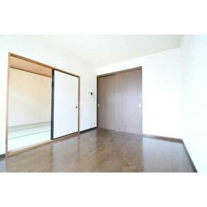 メドゥーサAの居間・リビング