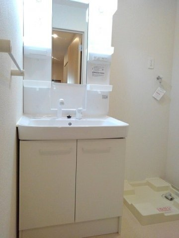 クラール南庄町　Ｄの洗面所