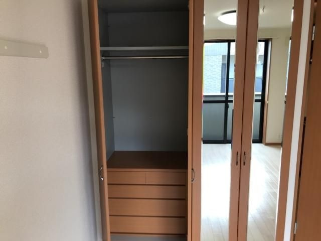 チャーム　ツインズ　壱番館の収納