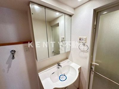 【洗面所】 | レジデンス新蒲田スクエア | 使いやすい洗面所です