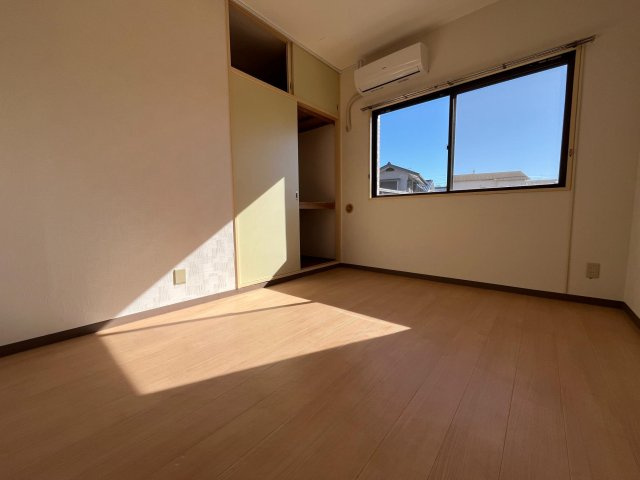 新町ベルメゾンの居間・リビング|※別号室参考写真です