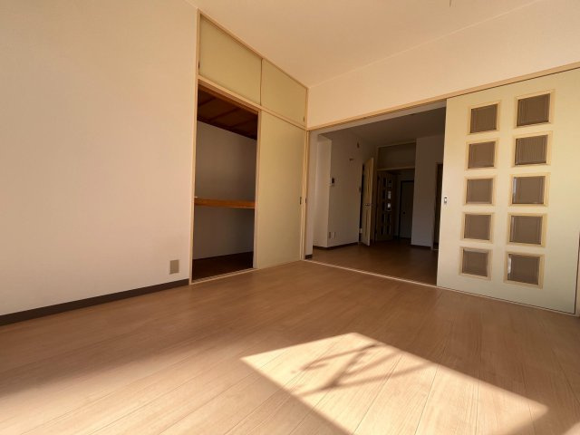 新町ベルメゾンの居間・リビング|※別号室参考写真です