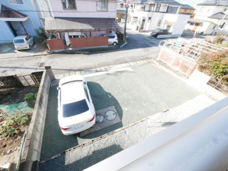 【展望】 | 甲斐市富竹新田 セキスイハイム施工平成17年築中古 内装一新 | バルコニーより駐車場を望む