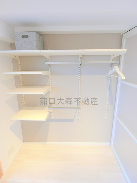 レジデンス新蒲田スクエアの収納|収納　ウォークインクローゼット