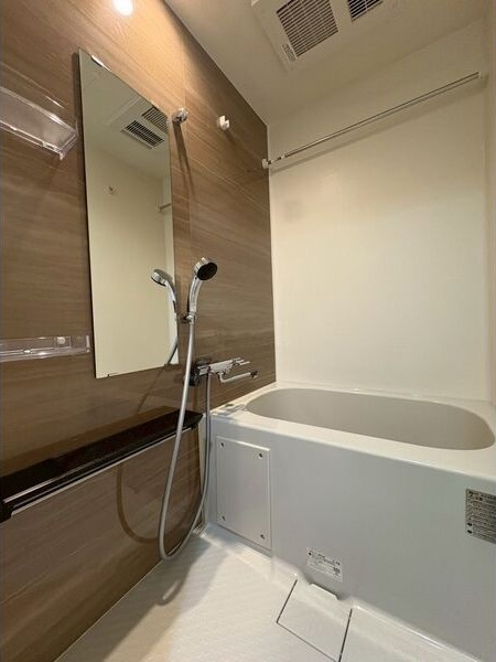 メイクスアート上前津Ⅵの浴室