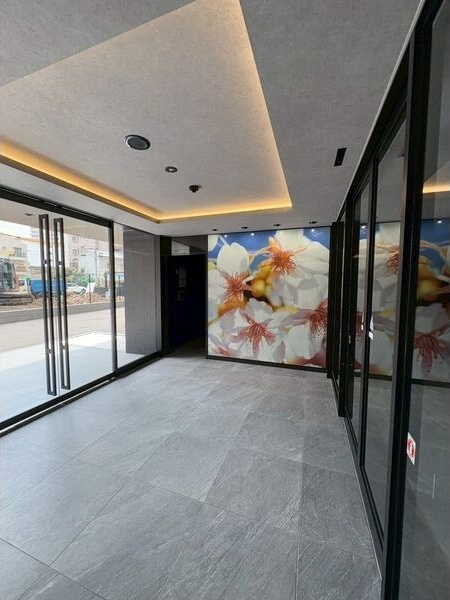 メイクスアート上前津Ⅵのエントランス