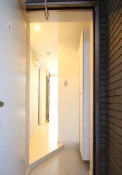 レスポワール東府中の玄関