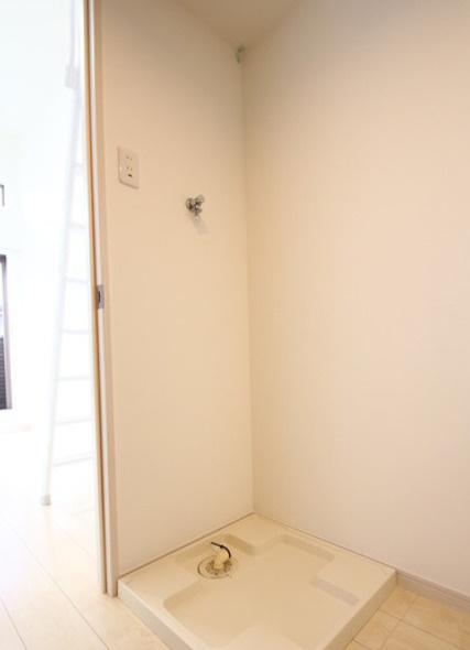 レスポワール東府中の洗面所