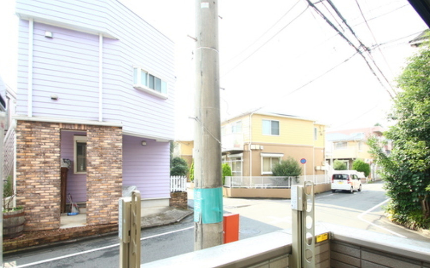 レスポワール東府中のバルコニー