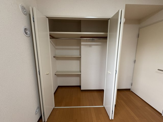 潮ハイツの収納