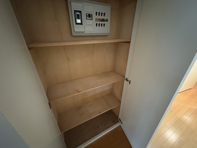 潮ハイツの収納