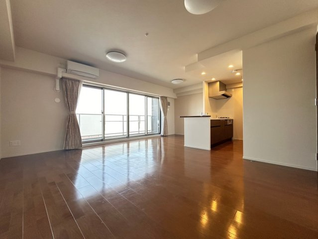 MIRAIMOスクエアの居間・リビング