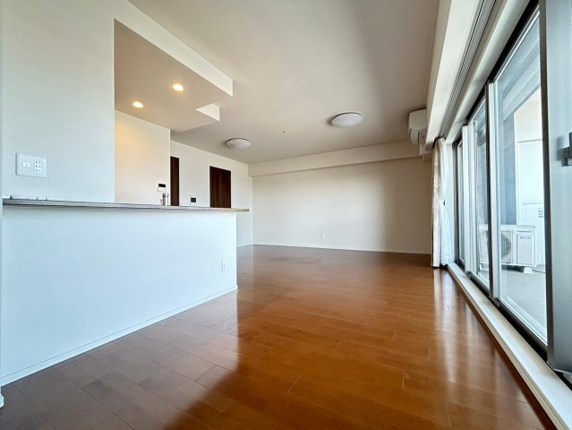 MIRAIMOスクエアの内装