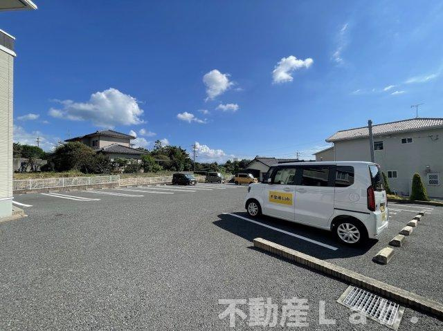 パークヒル　A棟の駐車場