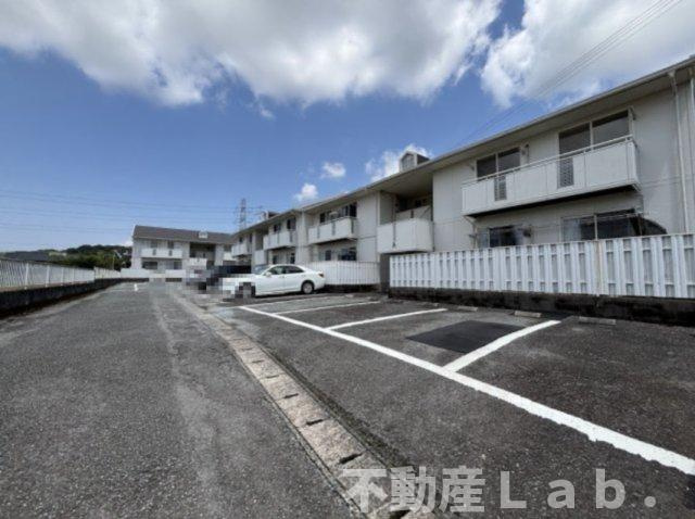 パークヒル　A棟の駐車場