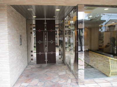 【エントランス】 | アーバンフラッツ西中島 | エントランスです