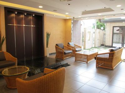 【ロビー】 | アーバンフラッツ西中島 | エントランスロビーです