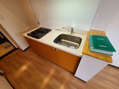 【キッチン】 | アーバンフラッツ西中島 | 二口コンロのキチンです