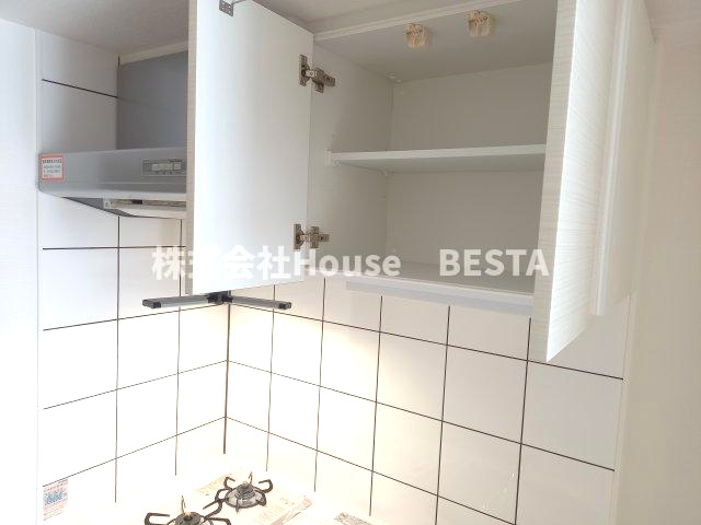 プロヴィスタ神戸三宮EASTのキッチン