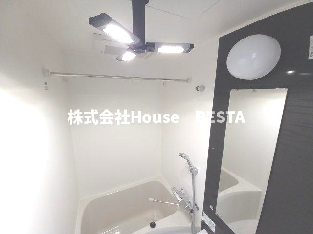 プロヴィスタ神戸三宮EASTの浴室