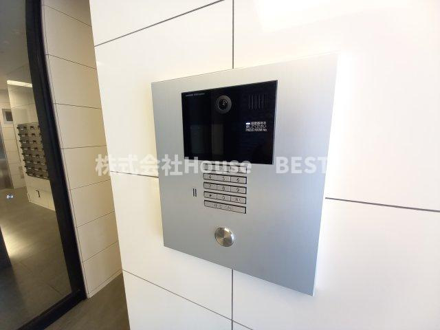 プロヴィスタ神戸三宮EASTのエントランス