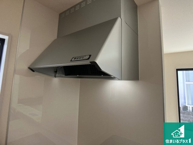姫路市広畑区則直　第3期　新築一戸建ての設備|汚れにくいスロットフィルタでお手入れラクラク！ＬＥＤ照明付き！