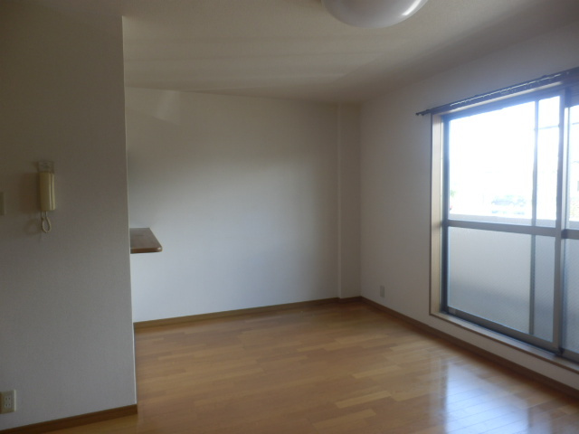 ソレールヤマグチの居間・リビング