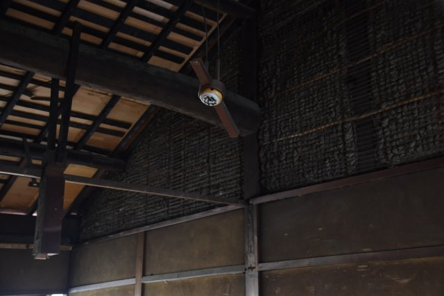 京都紫野 まちに愛される、すっぴん京町家の内装|壁の竹小舞も美しく残っています