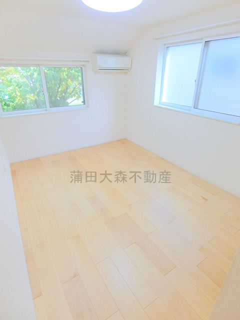 山王2丁目戸建の内装|洋室6.5帖