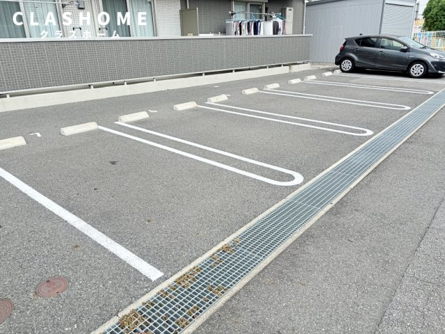 AMAZING GRACE若松 　　刈谷市の賃貸ならクラスホーム刈谷店の駐車場