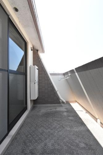 福岡市西区姪浜駅南２丁目の賃貸マンションの駐車場|物件の画像10