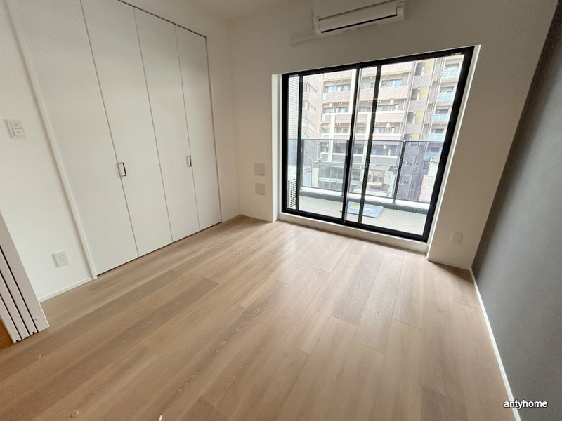 GLAM STELLA松屋町　仲介手数料無料の寝室