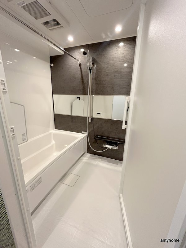 GLAM STELLA松屋町　仲介手数料無料の浴室