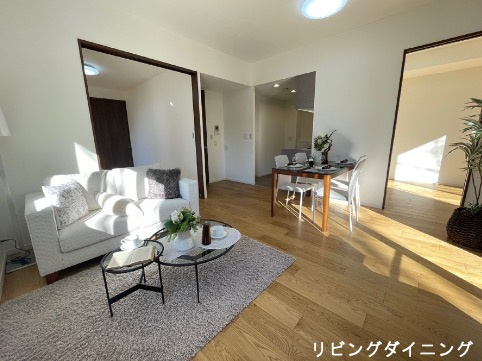 ★仲介手数料無料★サン・ステージ緑園都市東の街１０番館