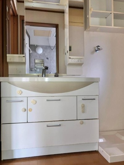 千駄木戸建の洗面所