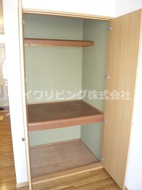 グリーンヒルズKの収納|クローゼット【グリーンヒルズK】