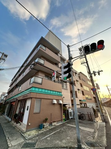 ハイツタケシ