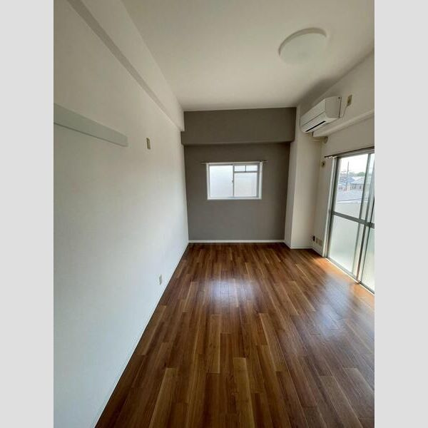 SENSE　武庫之荘の居間・リビング