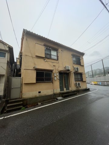 ビーコート下三条のエントランス