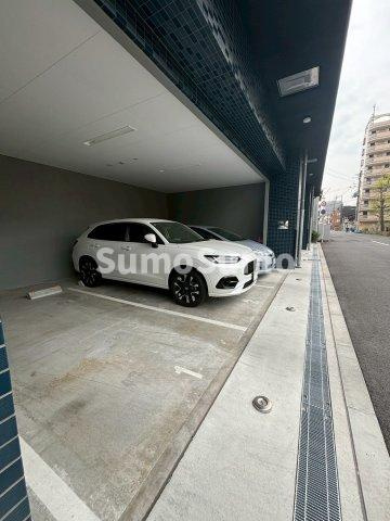 プレサンス四天王寺前夕陽ヶ丘　凛宮の駐車場