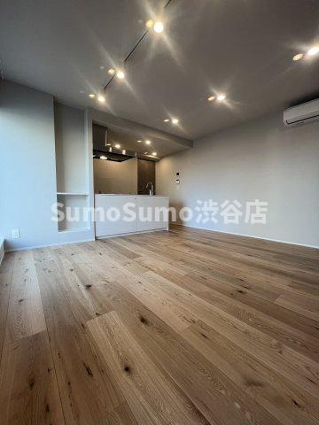 スタイリオ桜新町の居間・リビング