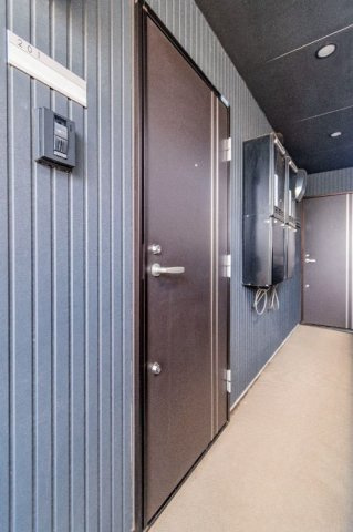 ALVER代田橋の玄関