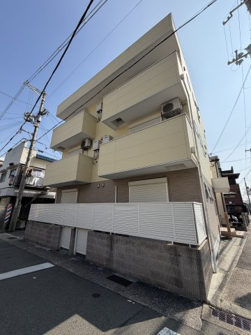 クレアメゾン須磨養老町の外観