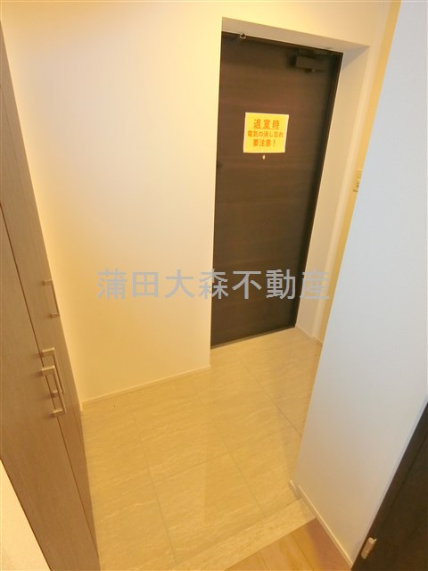 CREAL premier西馬込の玄関