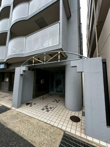 KSMレジデンス東灘のエントランス