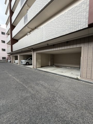 エスパシオ神戸の駐車場